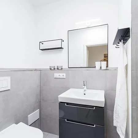 Peters 3 * Грёмиц